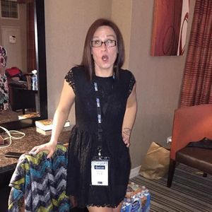 Meet your Posher, Lacey